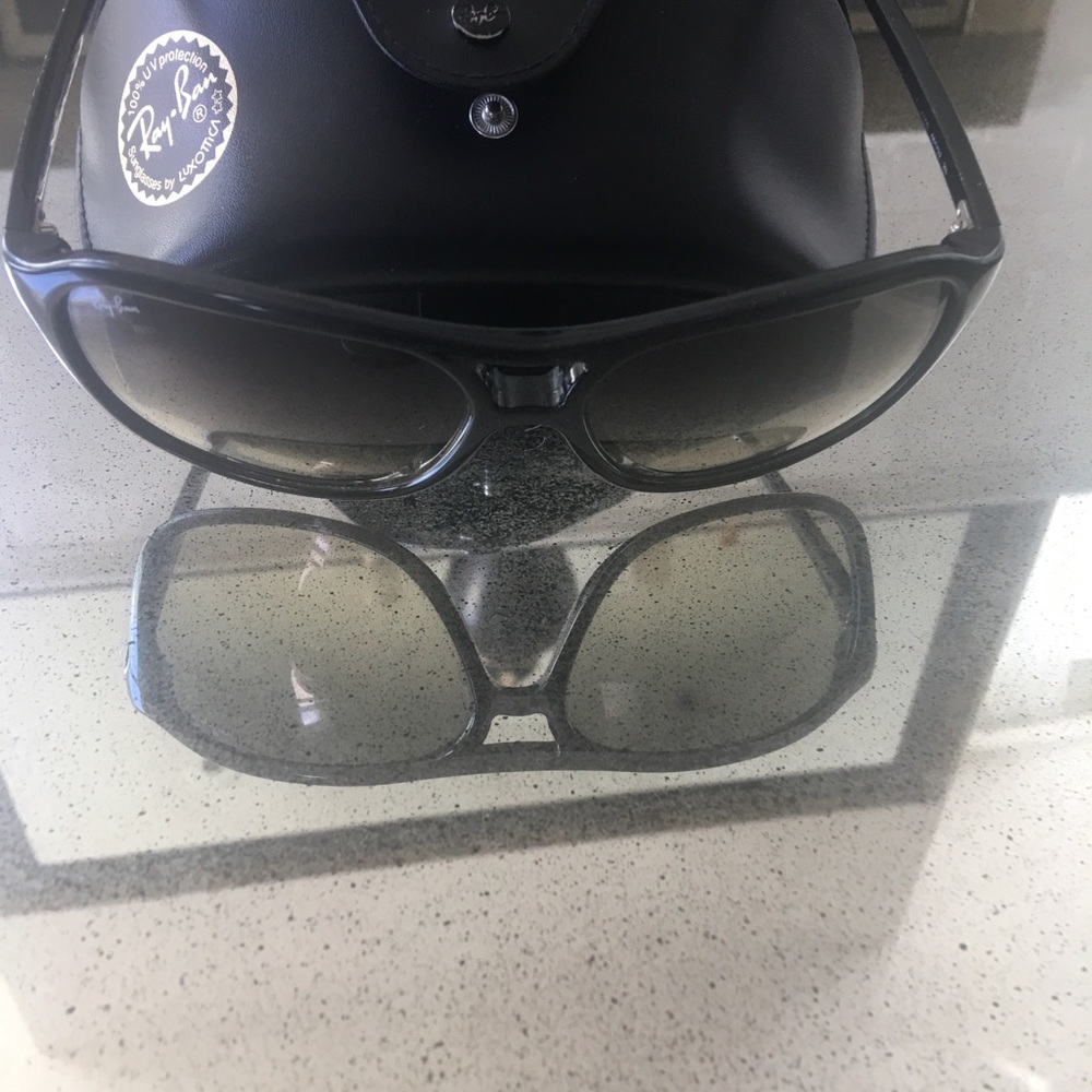 💯Authentic Ray-Ban 🕶 - Picture 4 of 6